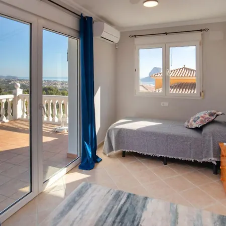 Villa Global Noosa - By Global Holidays 8656
